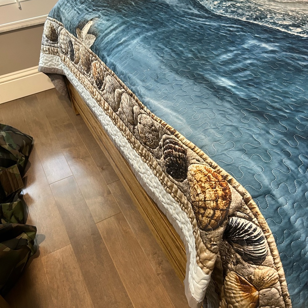Sea Turtle Quilted Bedspread in Blue and Tan - Picture 3 of 14